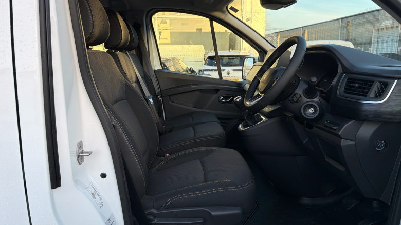 Renault Trafic Lwb Diesel LL30 Blue dCi 150 Extra [Safety] Crew Van